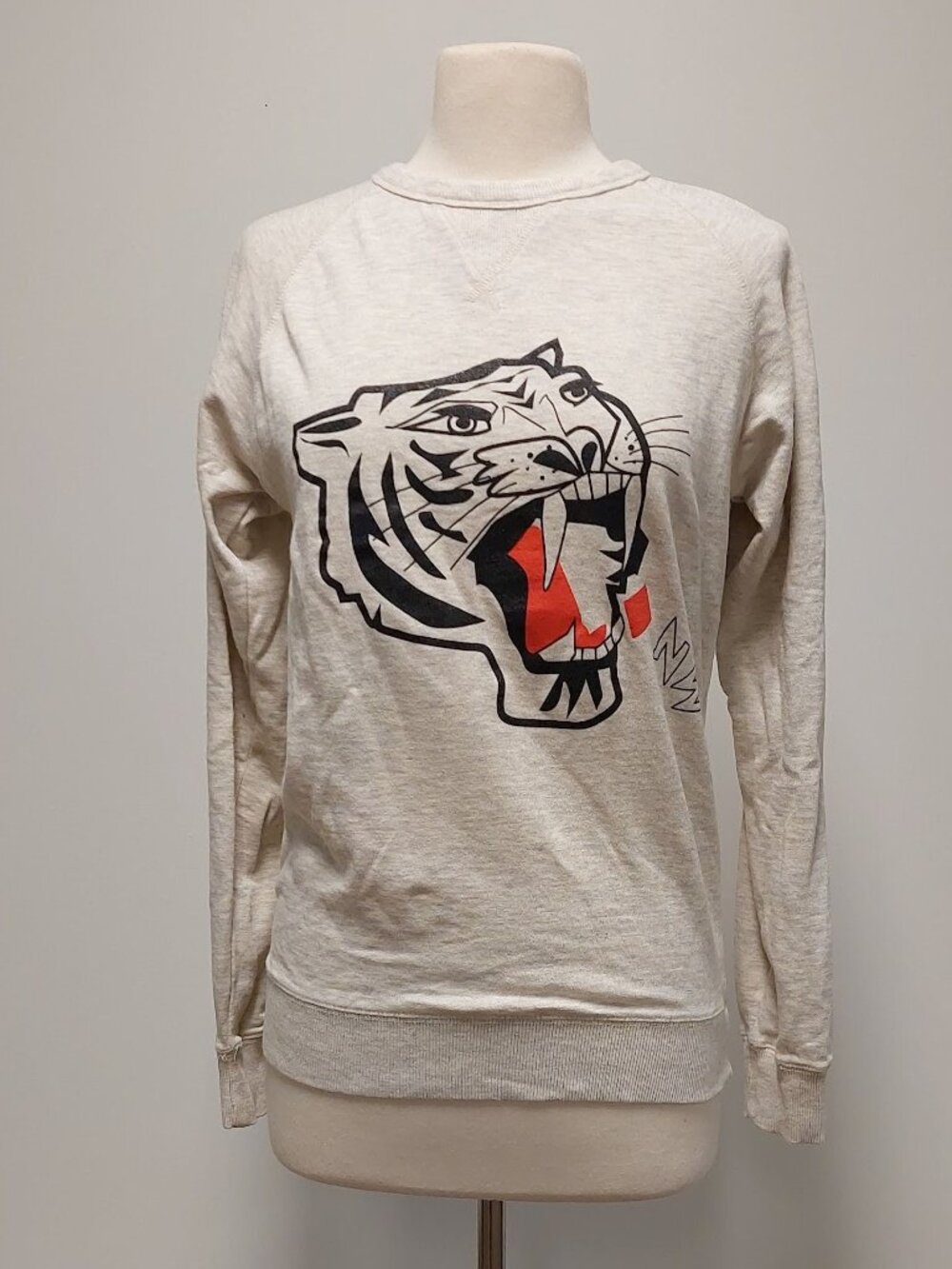 O.N.W. (OwlNWood) Grey Heather Roaring Tiger NW L/S Crew-Neck Sweatshirt Size: S